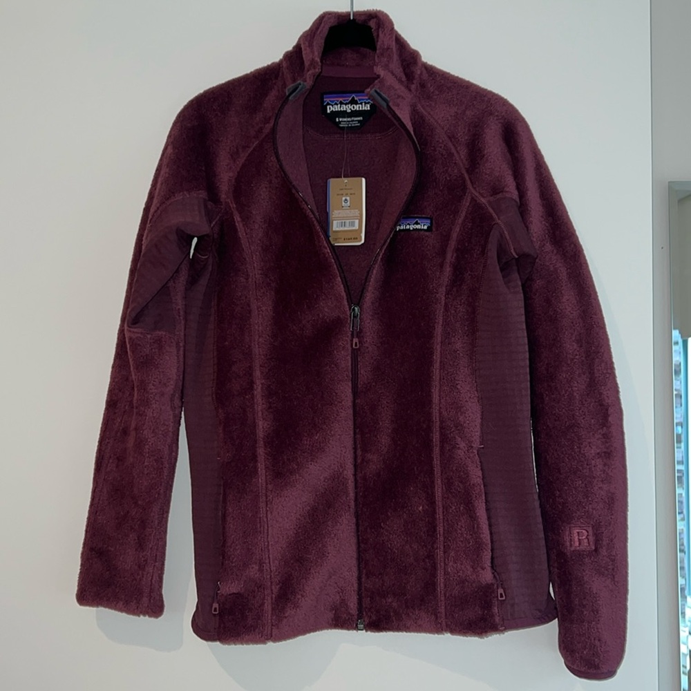 NWT Patagonia R2 Fleece in light balsamic